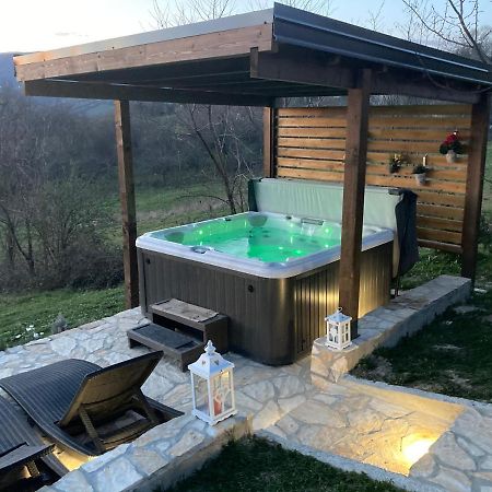 Peacefull Family Cottage Gornji Desinec Exterior photo